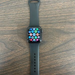 Authentic Apple Watch series 6 black 40 mm
